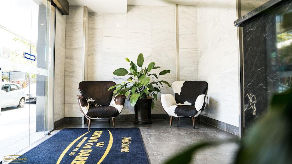 Aparthotel Crown On Darby Newcastle Esterno foto